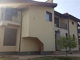 Casa de închiriat 7 camere, în Otopeni, zona Central