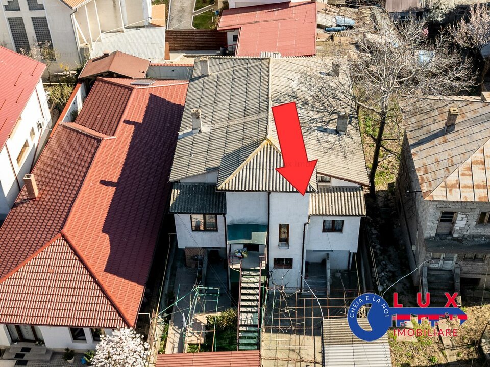 ID 6678 Vindem casa pe Strada Trandafirilor – ULTRACENTRAL