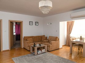 Apartament de vânzare 3 camere, în Chisoda