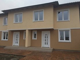 Casa de vânzare 4 camere, în Dumbravita