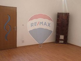 Apartament de vânzare 2 camere în Oradea, Central