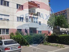 Apartament de vânzare 3 camere în Oradea, Rogerius