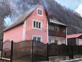 Casa de vânzare 8 camere, în Remeţi