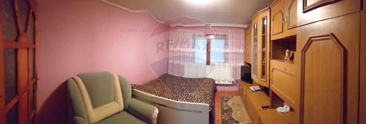 Casa / Vila cu 2 camere de vanzare