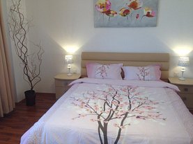 Apartament de închiriat 4 camere, în Bucuresti, zona Stefan cel Mare