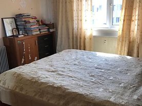 Apartament de vânzare 3 camere, în Bucuresti, zona Stefan cel Mare