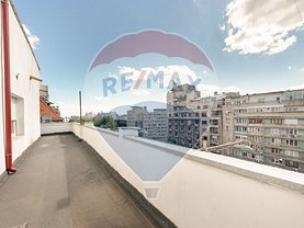 Apartament de vânzare 3 camere, în Bucuresti, zona Magheru