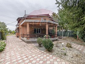 Casa 6 camere în Frumusani, Central