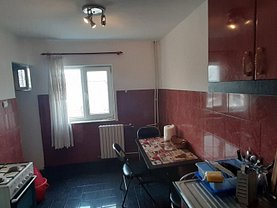 Apartament de închiriat 2 camere, în Constanţa, zona Inel I