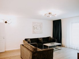 Apartament de închiriat 3 camere, în Cluj-Napoca, zona Central
