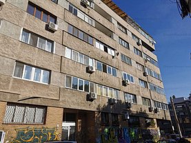 Apartament de vânzare 3 camere, în Bucuresti, zona Calea Victoriei
