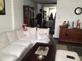 Apartament de vânzare 3 camere, în Bucureşti, zona Pipera