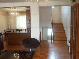 Casa de vânzare 6 camere, în Bucureşti, zona Nordului