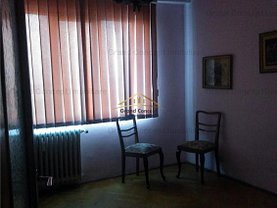 Apartament de vânzare 4 camere în Iasi, Tatarasi