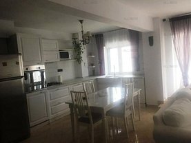 Apartament de închiriat 3 camere, în Ploiesti, zona Republicii