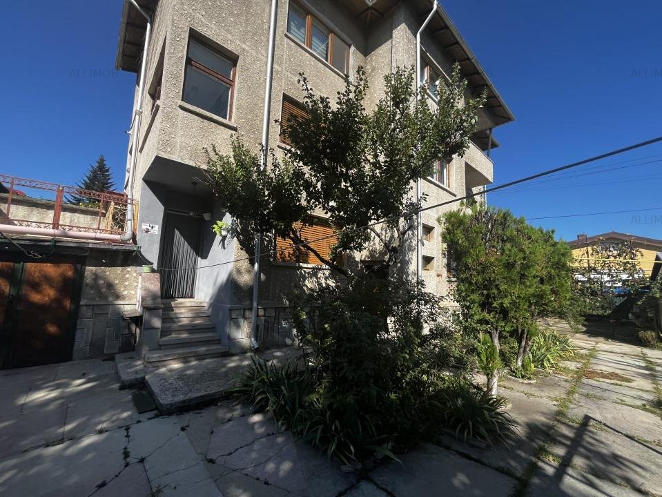REPREZENTARE EXCLUSIVA Casa 252 mp in Ploiesti, zona Centrala.