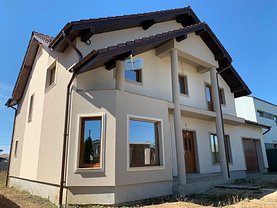 Casa de vânzare 6 camere, în Dumbrăviţa