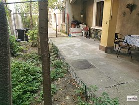 Apartament de vânzare 3 camere, în Bucureşti, zona Unirii