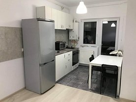 Apartament de vânzare 2 camere, în Bucureşti, zona Titan