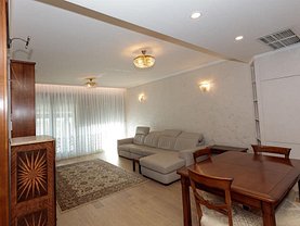 Apartament de vânzare 4 camere, în Bucuresti, zona Herastrau