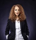 Elena Tanasescu Agent imobiliar din agenţia SKIA REAL ESTATE