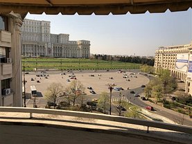 Apartament de închiriat 3 camere, în Bucuresti, zona Unirii