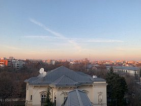 Apartament de vânzare 3 camere, în Bucuresti, zona Gradina Icoanei