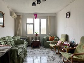 Apartament de vânzare 3 camere, în Bucureşti, zona Moşilor