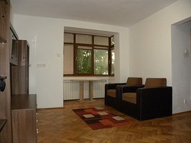 Apartament de vânzare 3 camere, în Bucureşti, zona Unirii
