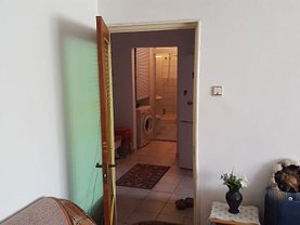 Apartament de vânzare 2 camere, în Bucuresti, zona Gorjului