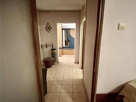 Apartament de vânzare 3 camere, în Bucureşti, zona Panduri