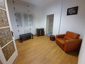 Apartament de vânzare 5 camere, în Bucuresti, zona Mosilor