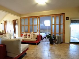 Apartament de vânzare 3 camere în Bacau, CFR