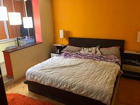Apartament de închiriat 3 camere, în Timisoara, zona P-ta Unirii