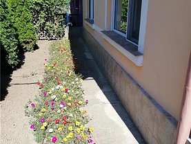 Casa de vânzare 3 camere, în Timisoara, zona Lipovei