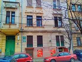 Vânzare spaţiu comercial