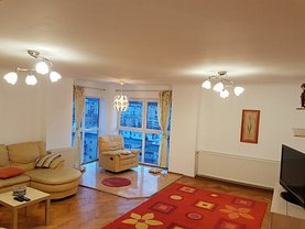 Apartament de vânzare 3 camere, în Brasov, zona Vlahuta