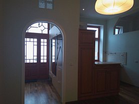 Apartament de vânzare 2 camere, în Oradea, zona Central