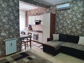 Apartament de vânzare 2 camere, în Oradea, zona Rogerius