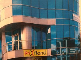 Vânzare spaţiu comercial