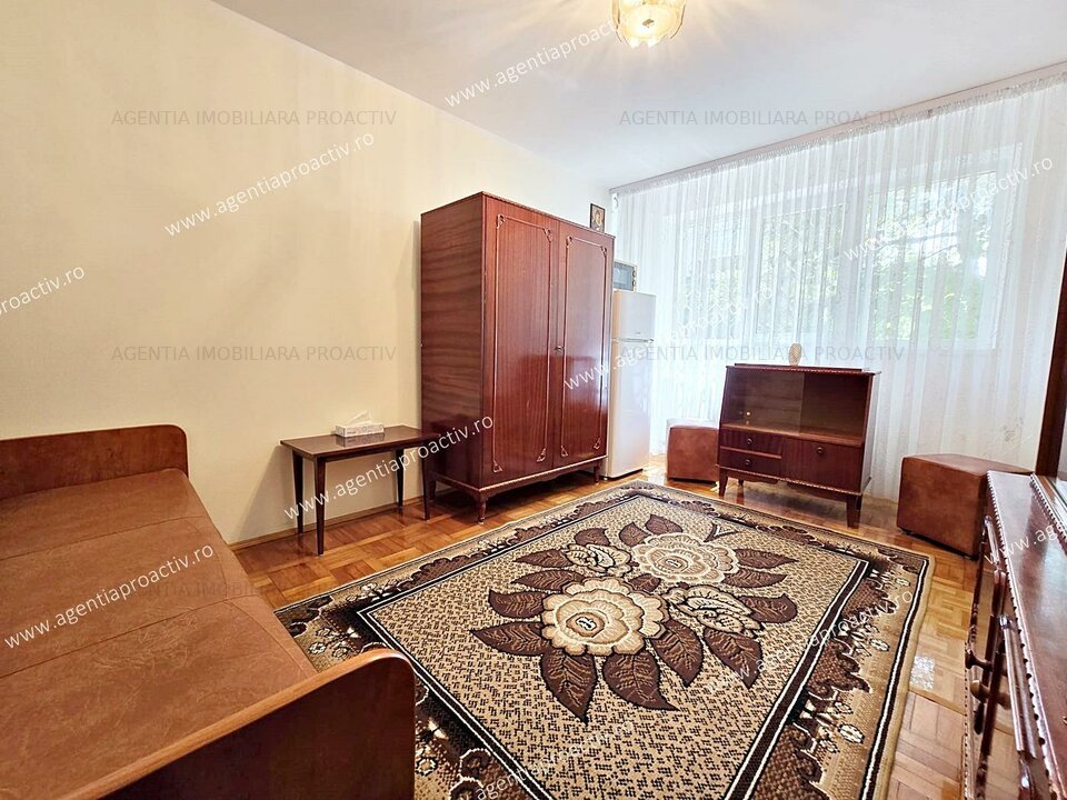 Apartament cu 1 camera, Str. Otelarilor, parter.