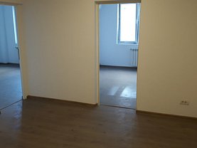 Apartament de închiriat 4 camere, în Bucuresti, zona P-ta Romana