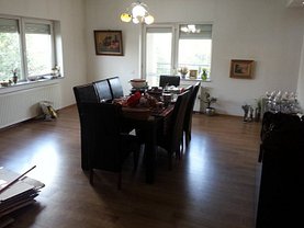 Casa de vânzare 5 camere, în Pantelimon, zona Nord-Est
