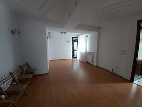 Casa de închiriat 7 camere, în Bucureşti, zona Vatra Luminoasă