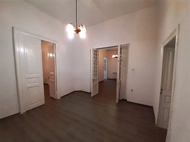 Casa de închiriat 6 camere, în Bucureşti, zona Moşilor