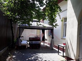 Casa de vânzare 3 camere, în Bucuresti, zona Vatra Luminoasa