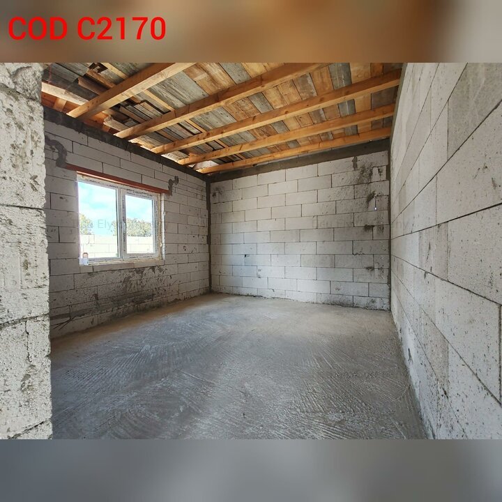 Vindem casa in Navodari