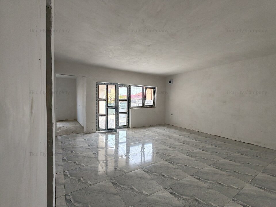 Vindem casa in Navodari