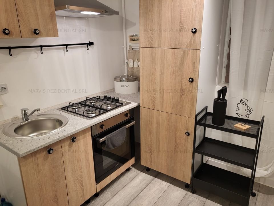 Apartament cu gradina Lux,metrou,La Strada ,mobilat si utilat