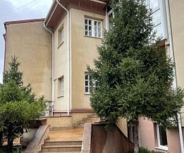 Casa de vânzare 16 camere, în Bucureşti, zona 13 Septembrie